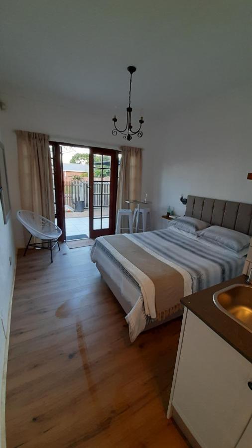 Bed and Breakfast Longships Sanctuary à Plettenberg Bay Extérieur photo